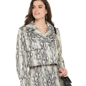 Jennifer Lopez | Snakeskin Cropped Jacket